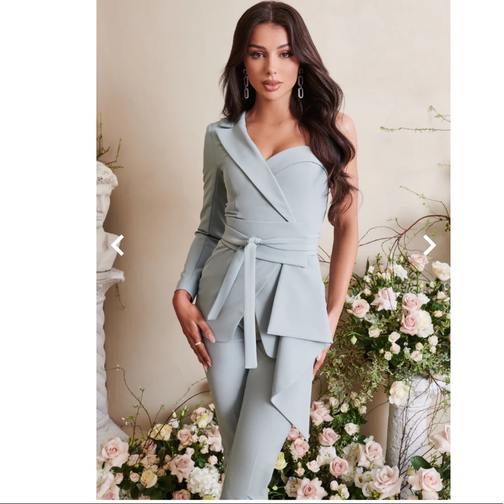 Lavish Alice one sleeve tux jacket with origami belt in sage  green